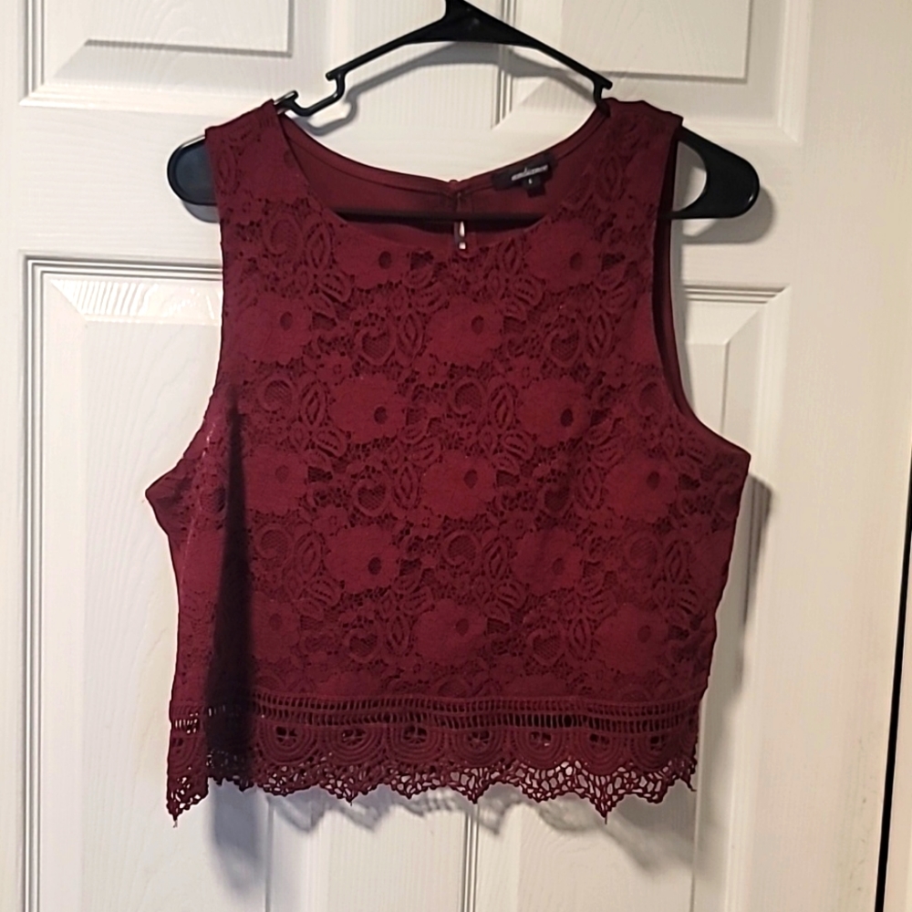 Ambiance, size large, maroon tank top
